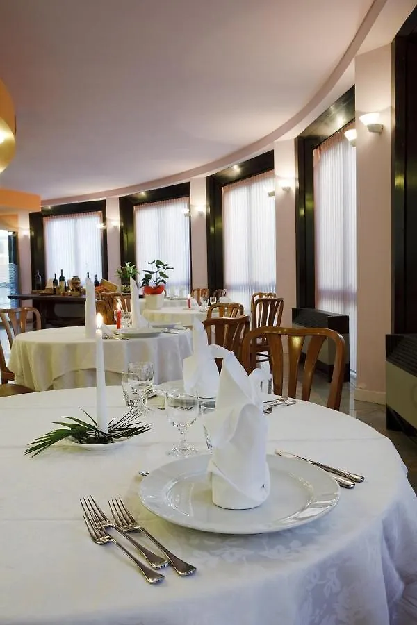 ****  Hotel Sirena - B&B Cesenatico Italy