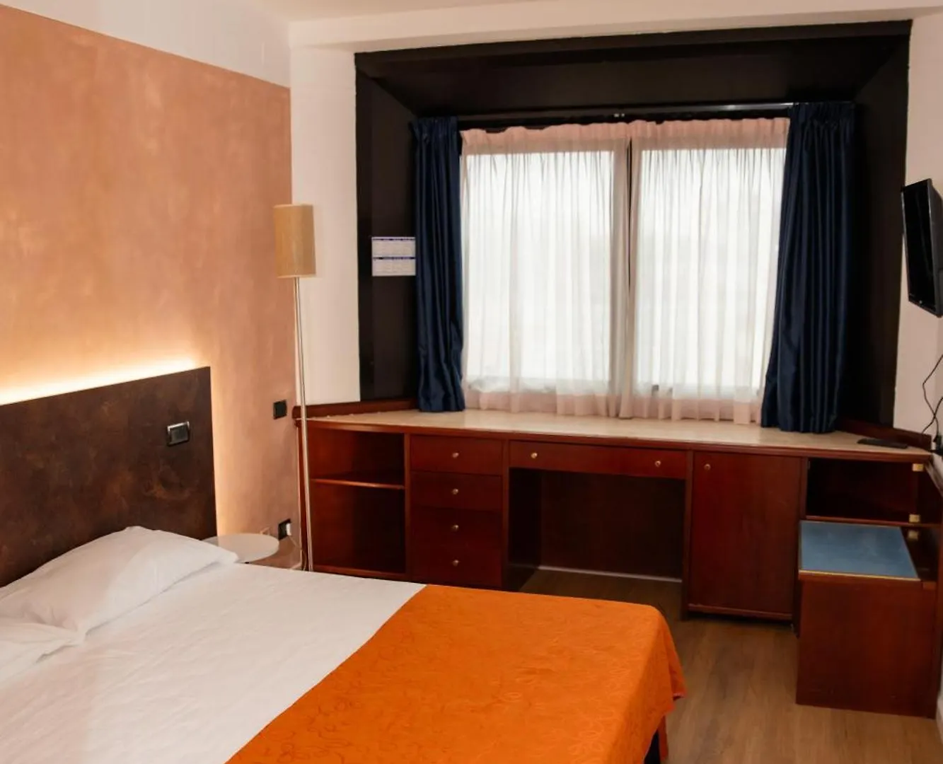 Hotel Sirena - B&B Cesenatico 4*,